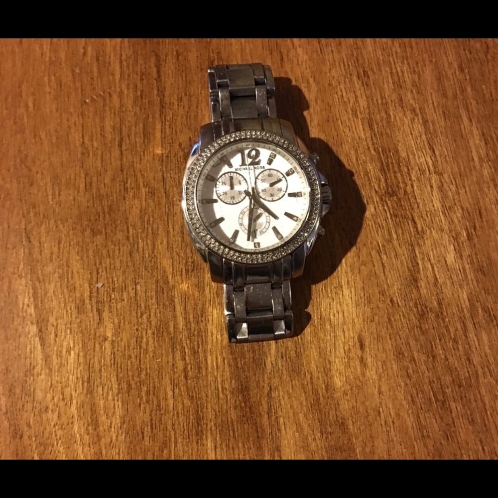 Mk watch